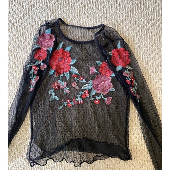 Sheer Embroidered Flower Long Sleeve Shirt S/M - Picture 3 of 7